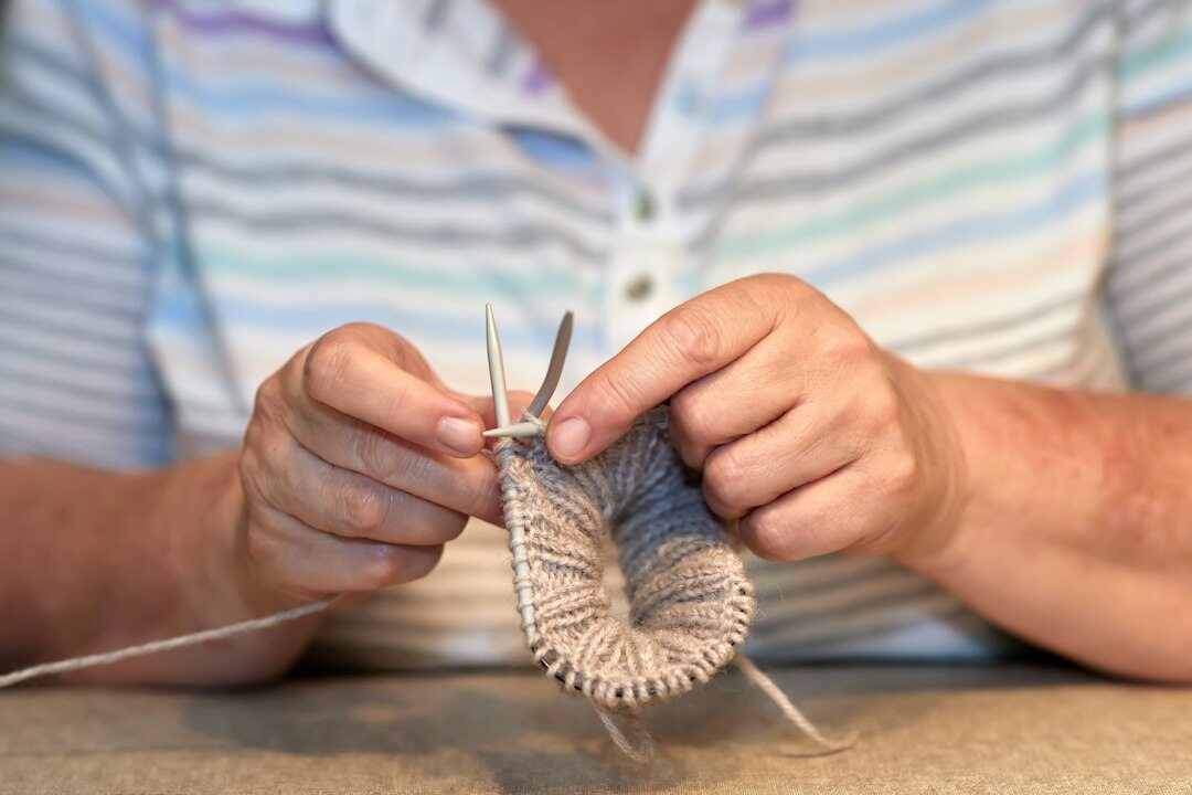 seniors crafting workshop